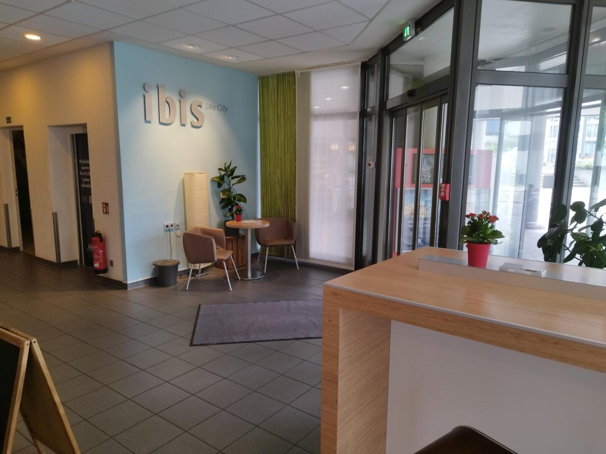 Ibis Ulm City Exteriér fotografie